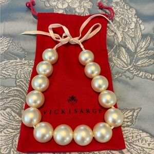White Pearl Necklace